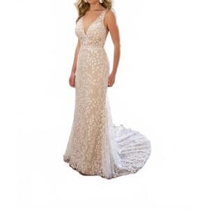 NEW ALL WHO WANDER cece gown in shades of ivory